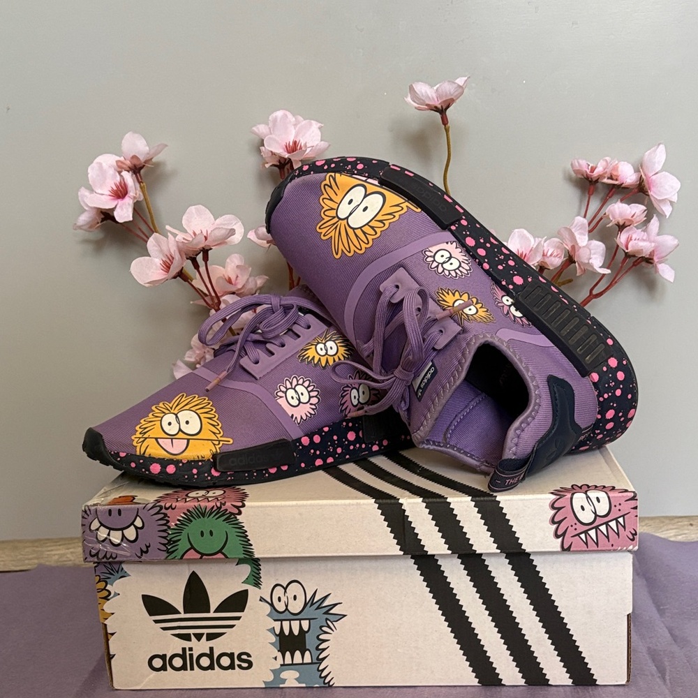 Adidas x Kevin Lyons NMD\_R1 J 'Monster - Picture 2 of 11